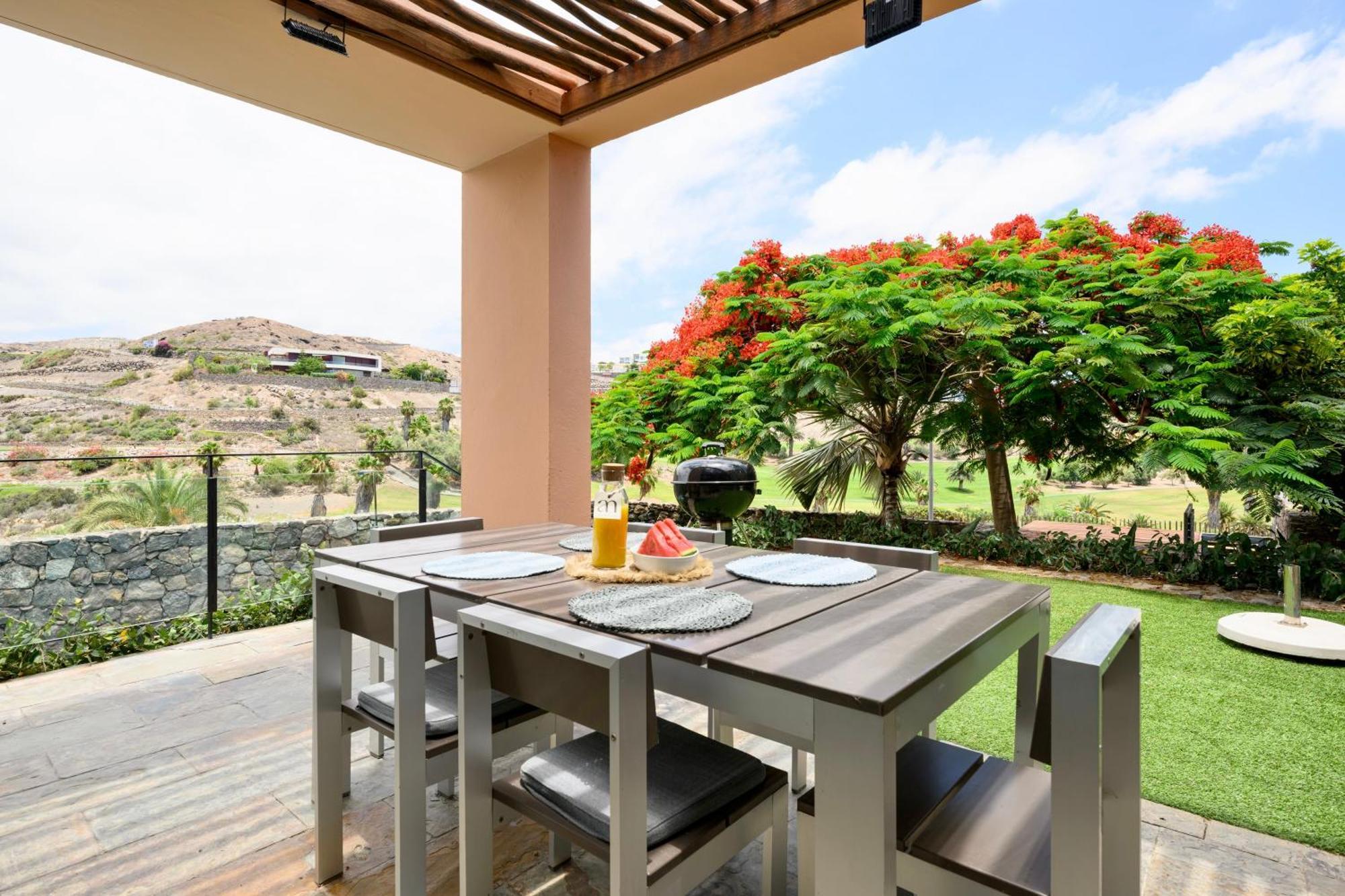 Villa With Private Pool In Luxury Golf Resort Салобре Экстерьер фото