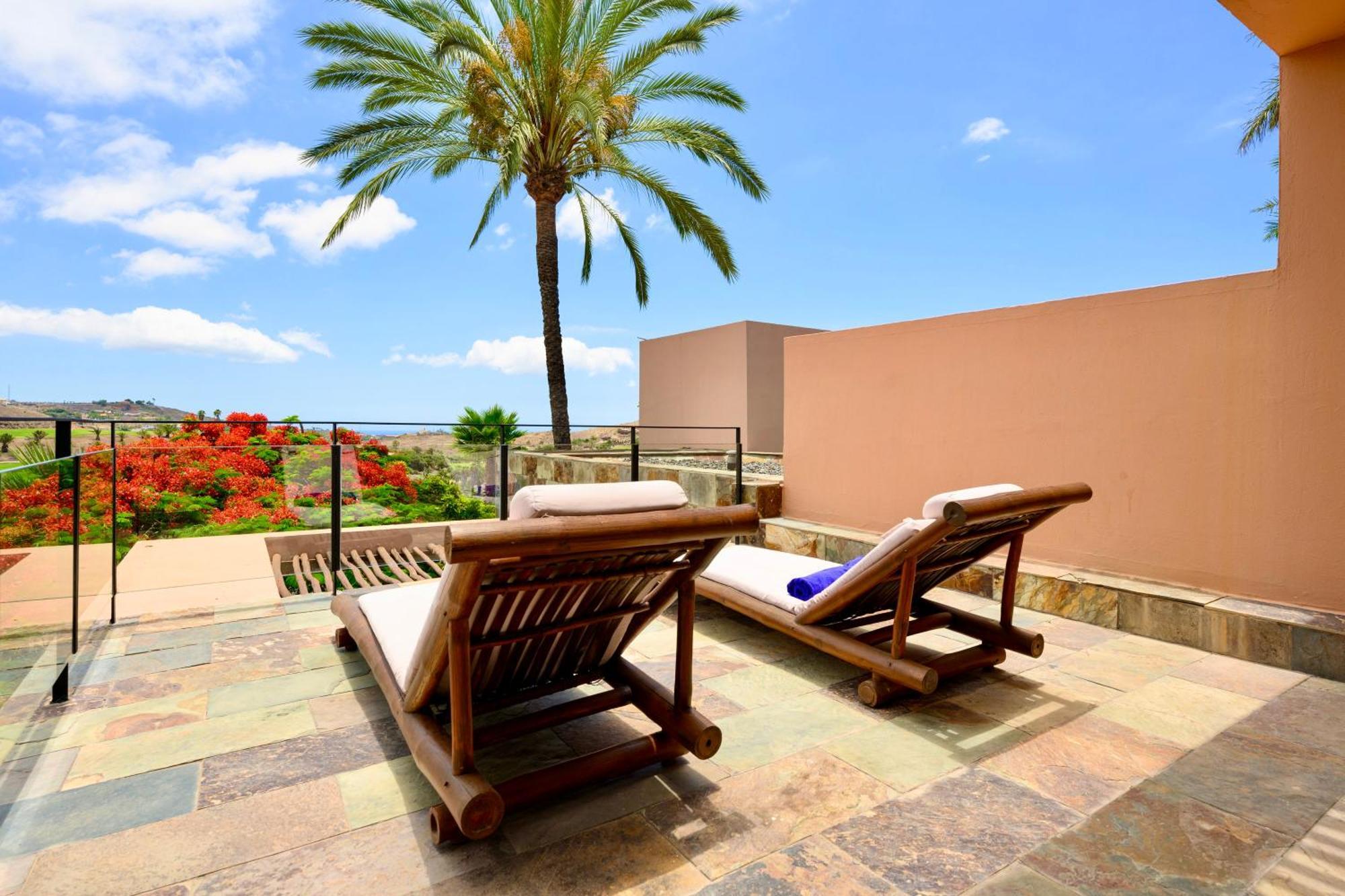 Villa With Private Pool In Luxury Golf Resort Салобре Экстерьер фото